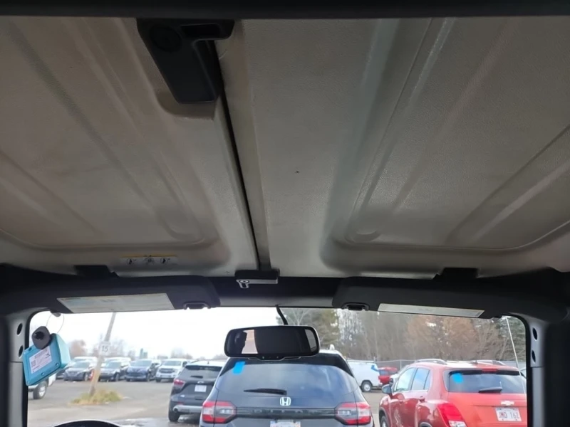 Jeep Wrangler * WILLYS WHEELER * CARFAX * БЕЗ ПЪРВОНАЧАЛНА ВНОСК, снимка 11 - Автомобили и джипове - 52723515