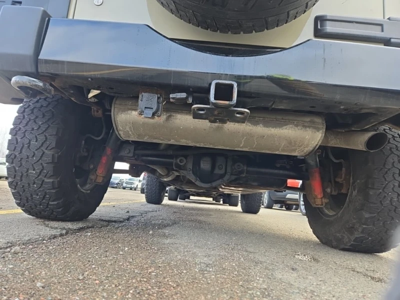 Jeep Wrangler * WILLYS WHEELER * CARFAX * БЕЗ ПЪРВОНАЧАЛНА ВНОСК, снимка 15 - Автомобили и джипове - 52723515