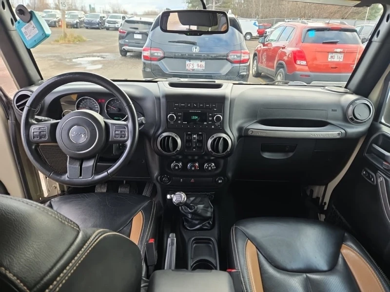 Jeep Wrangler * WILLYS WHEELER * CARFAX * БЕЗ ПЪРВОНАЧАЛНА ВНОСК, снимка 10 - Автомобили и джипове - 52723515