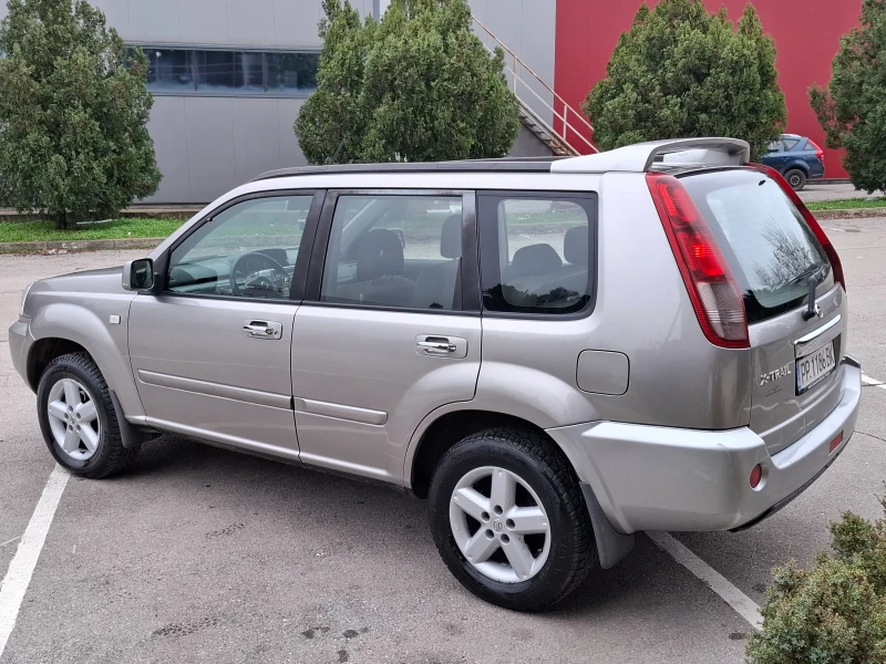 Nissan X-trail 2.2dCi 136hp * КЛИМАТИК * 4Х4 * ИТАЛИЯ * , снимка 2 - Автомобили и джипове - 52891040