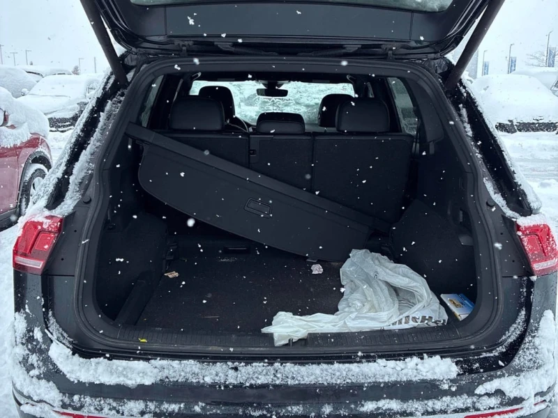 VW Tiguan * Highline * CARFAX * БЕЗ ПЪРВОНАЧАЛНА ВНОСКА, снимка 12 - Автомобили и джипове - 52973136