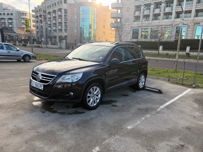 VW Tiguan 2.0TDI 4Motion, снимка 2 - Автомобили и джипове - 53107906