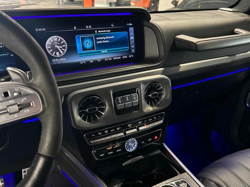 Mercedes-Benz G 63 AMG * CARFAX * БЕЗ ПЪРВОНАЧАЛНА ВНОСКА, снимка 9 - Автомобили и джипове - 53200160