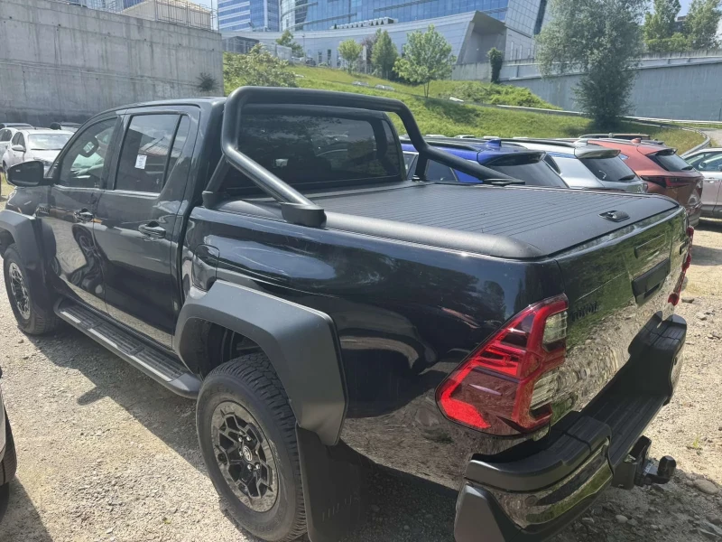 Toyota Hilux, снимка 3 - Автомобили и джипове - 53591445