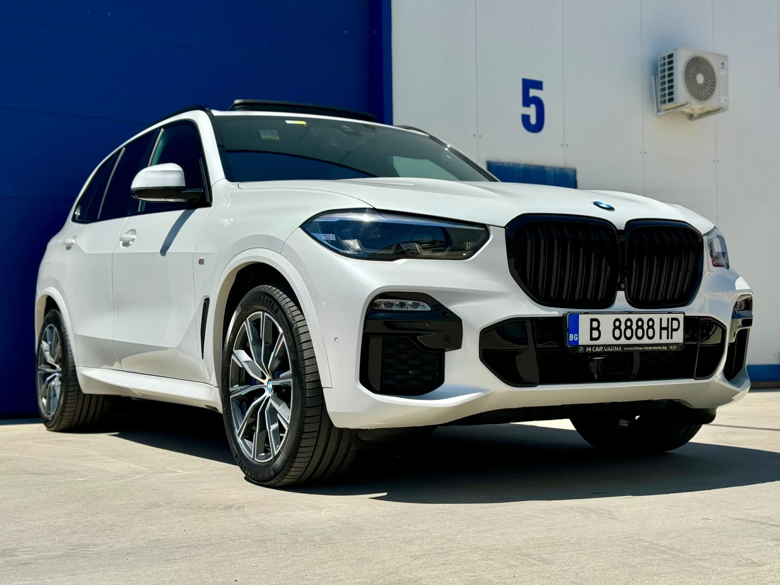 BMW X5 3.0d * M Sport * Закупен НОВ от България*  - изображение 2