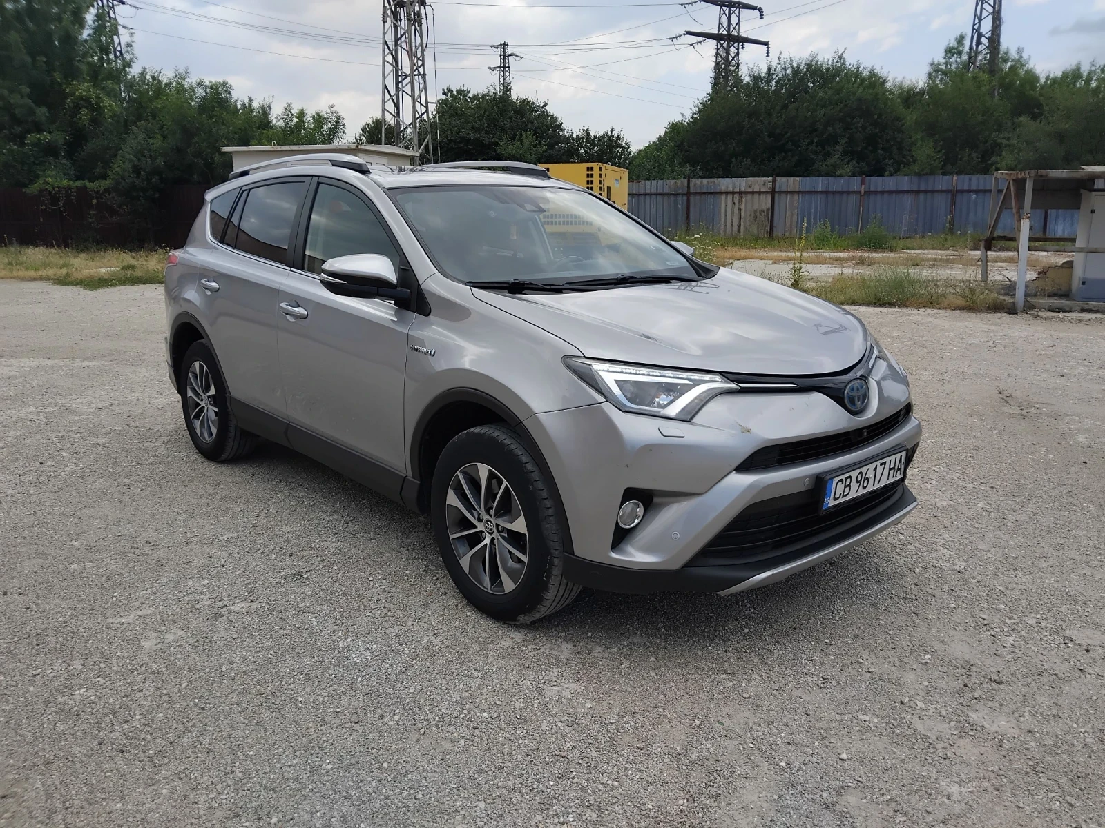 Toyota Rav4 Един собственик, Hybrid - изображение 2
