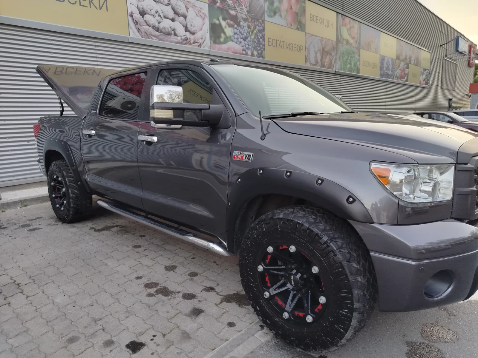 Toyota Tundra Trd, снимка 4 - Автомобили и джипове - 54346767