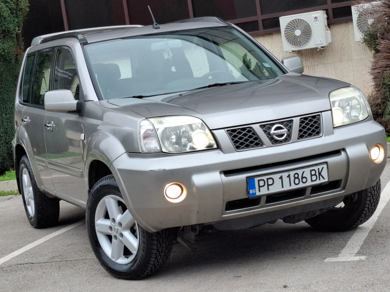 Nissan X-trail 2.2dCi 136hp * КЛИМАТИК * 4Х4 * ИТАЛИЯ *  - изображение 7