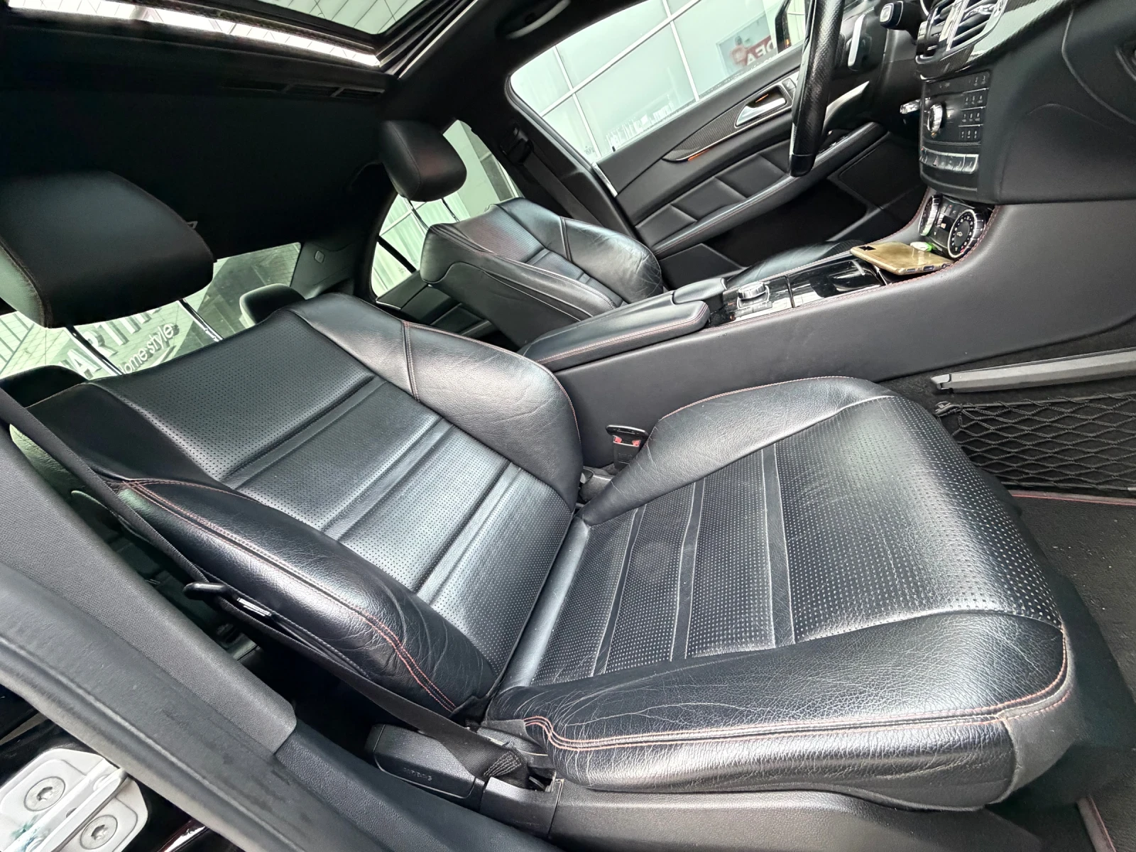 Mercedes-Benz CLS 350 FACE* 9G* 4x4* Масаж* AMG - изображение 9