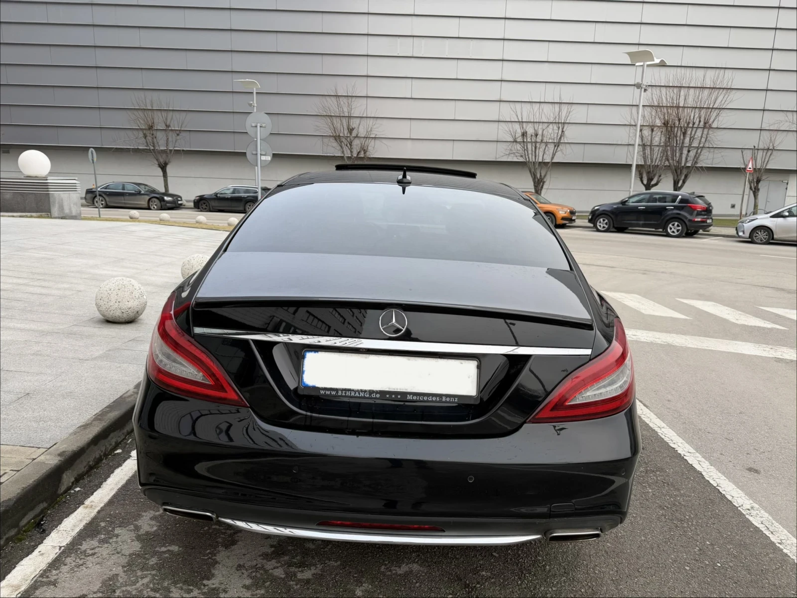Mercedes-Benz CLS 350 FACE* 9G* 4x4* Масаж* AMG - изображение 6