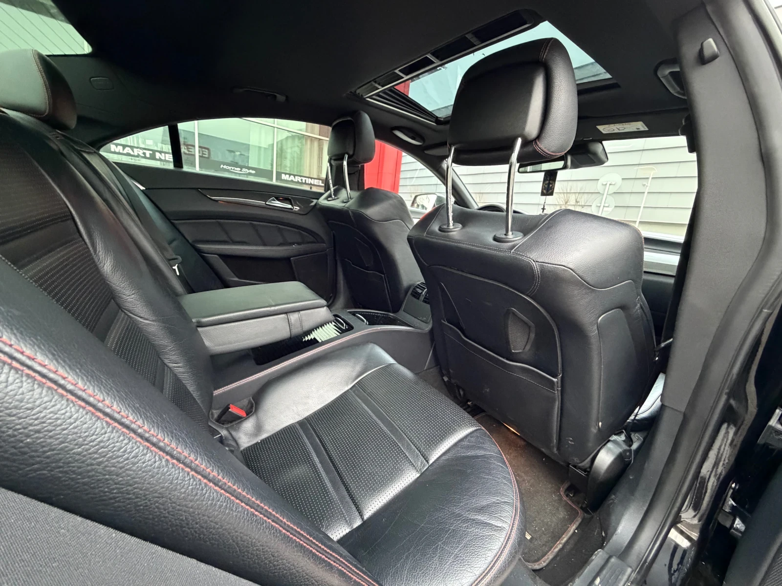 Mercedes-Benz CLS 350 FACE* 9G* 4x4* Масаж* AMG - изображение 8