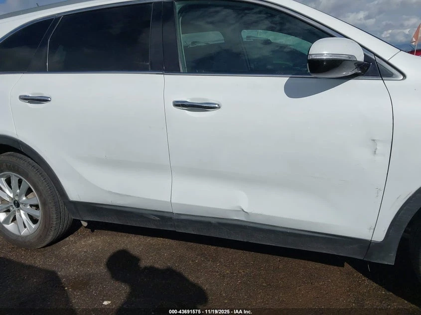 Kia Sorento 2.4l 2.4L Lx - изображение 6