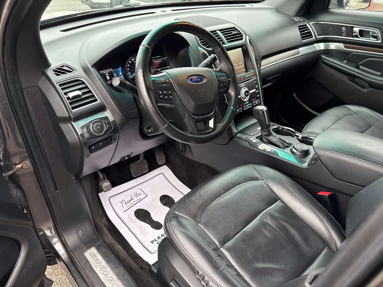 Ford Explorer LIMITED /CARFAX/Пано/Подгрев/Обдух/7 места/2 ключа, снимка 7 - Автомобили и джипове - 53967666