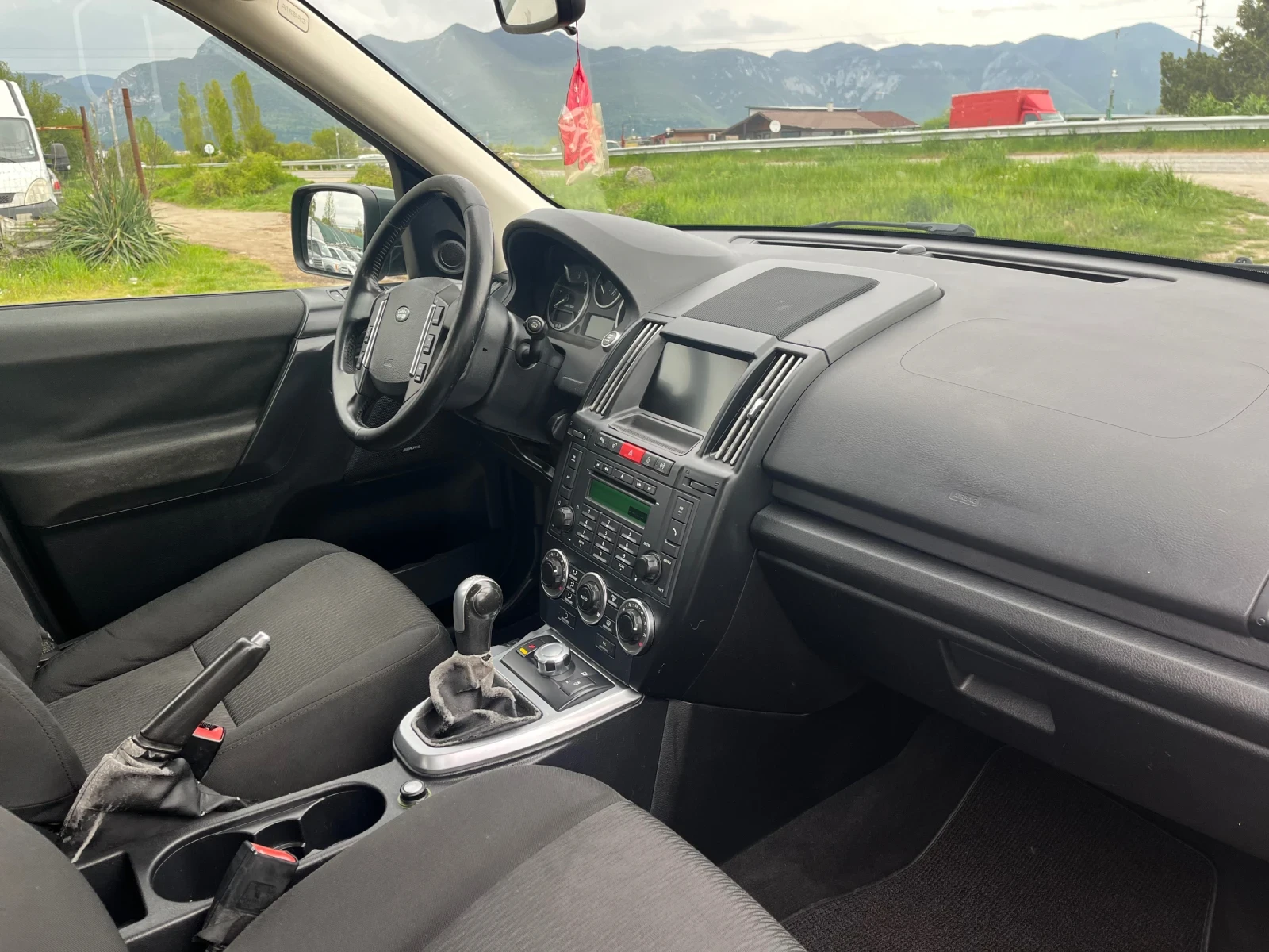 Land Rover Freelander 2.2TDI-150-NAVI-ITALIA, снимка 5 - Автомобили и джипове - 54385391