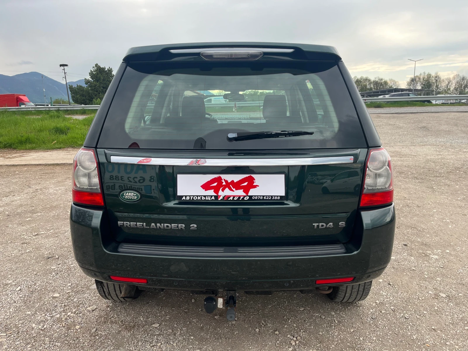 Land Rover Freelander 2.2TDI-150-NAVI-ITALIA, снимка 10 - Автомобили и джипове - 54385391