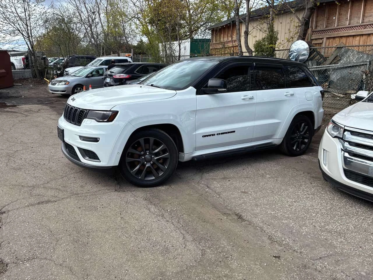 Jeep Grand cherokee Overland/ПАНОРАМА/ДИСТРОНИК, снимка 3 - Автомобили и джипове - 54499995