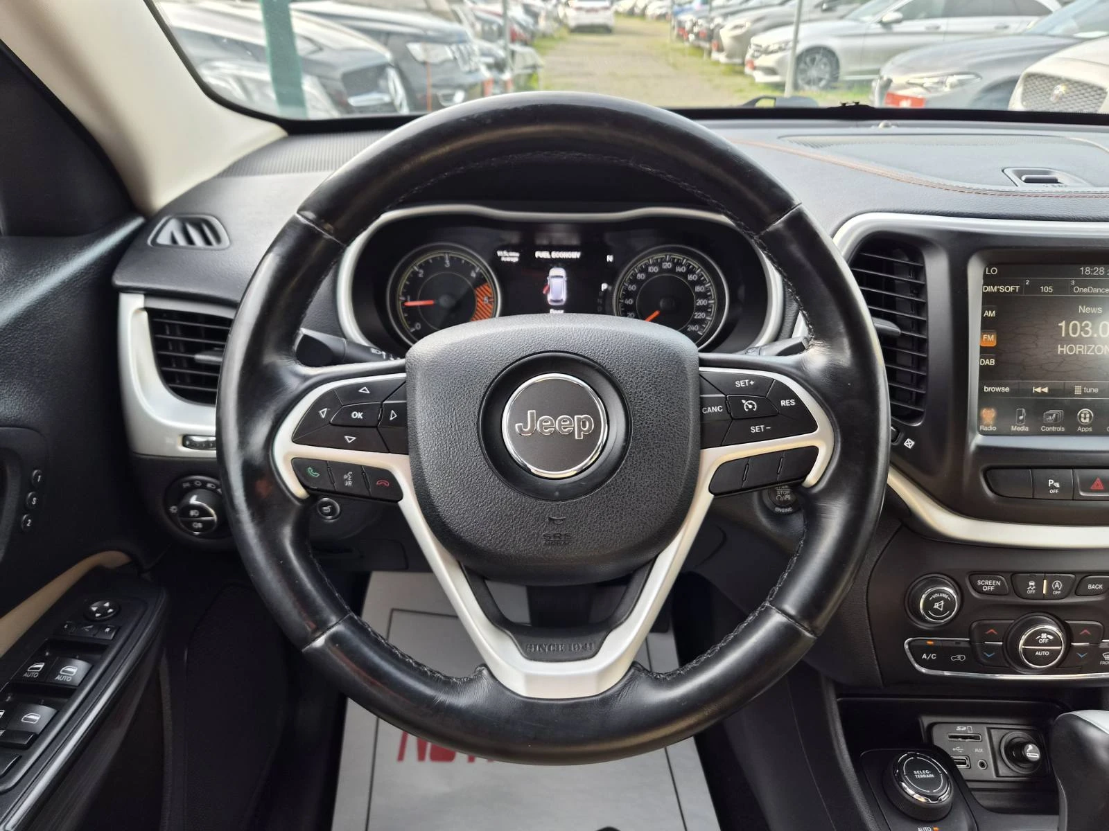 Jeep Cherokee 2.2D-200кс-LIMITED-4X4-163000км, снимка 9 - Автомобили и джипове - 54859924