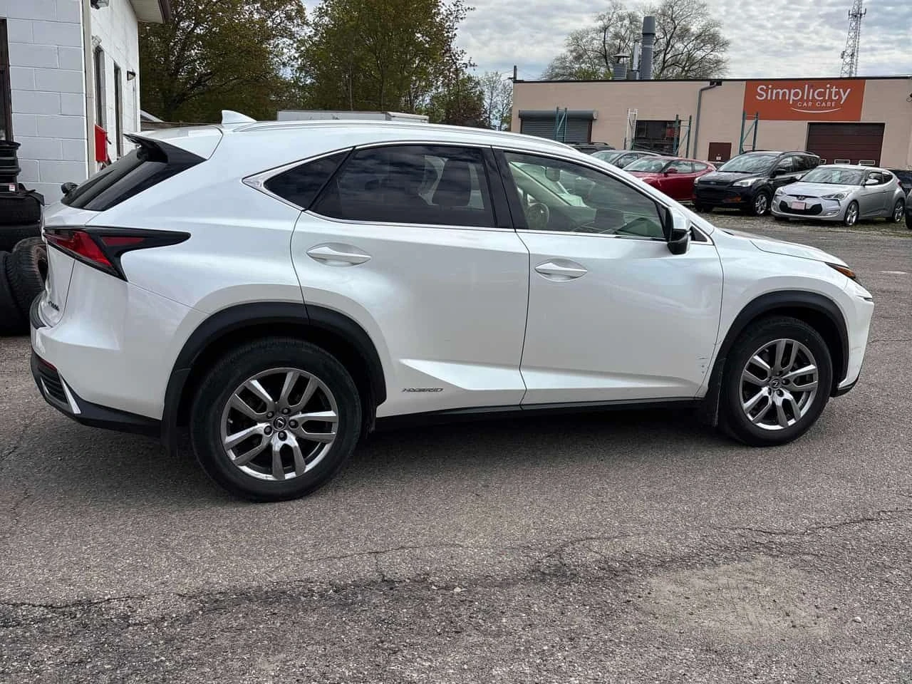 Lexus NX 300h ШИБИДАХ/ОБДУХВАНЕ/АВТОФИНАНСИРАНЕ, снимка 4 - Автомобили и джипове - 54969491