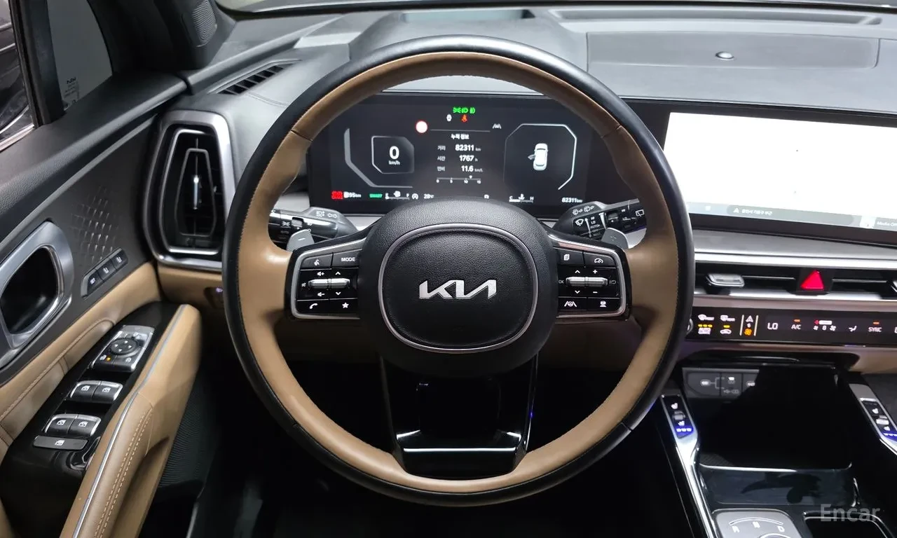 Kia Sorento NOBLESSE | 360 | HUD| MirrorCAM| STYLE PKG, снимка 10 - Автомобили и джипове - 55753848