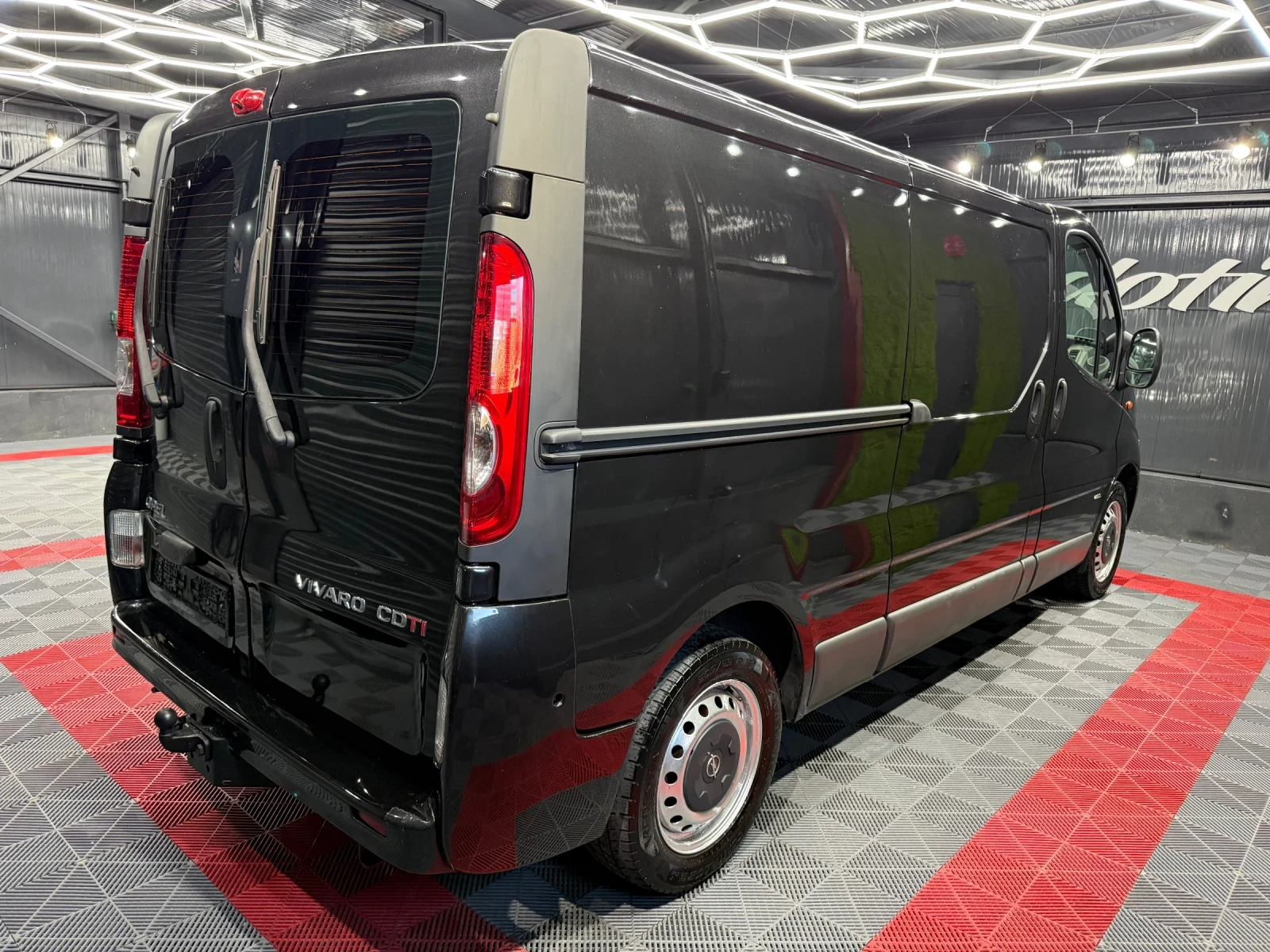 Opel Vivaro 2.0CDTI FACE, снимка 4 - Бусове и автобуси - 53819054