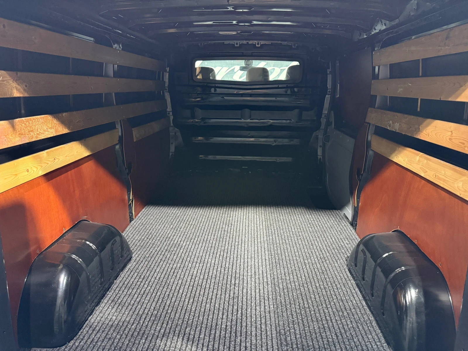 Opel Vivaro 2.0CDTI FACE, снимка 10 - Бусове и автобуси - 53819054