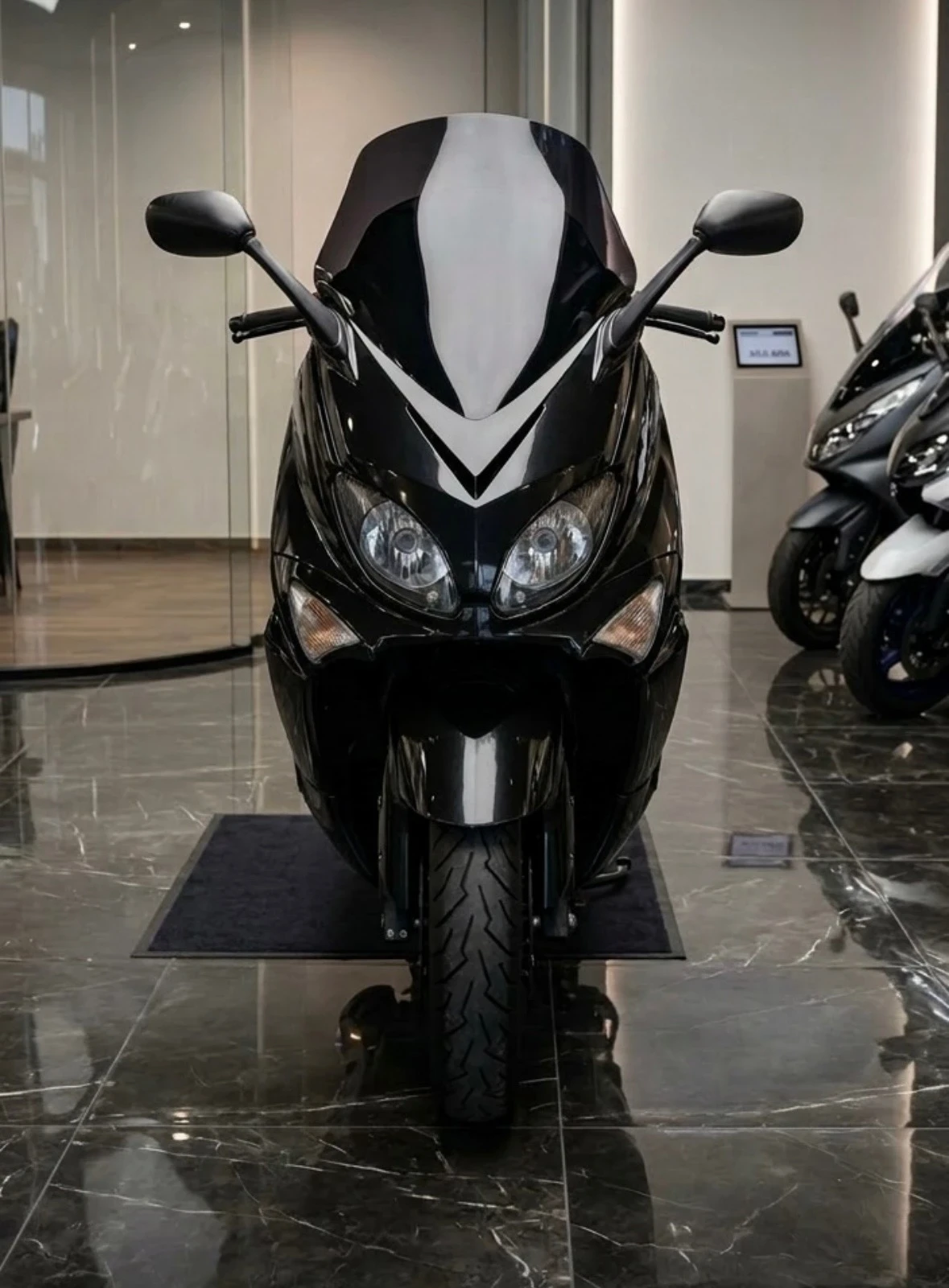 Yamaha T-max, снимка 2 - Мотоциклети и мототехника - 53878752