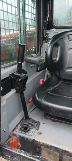 Мини челни товарачи Bobcat, снимка 4