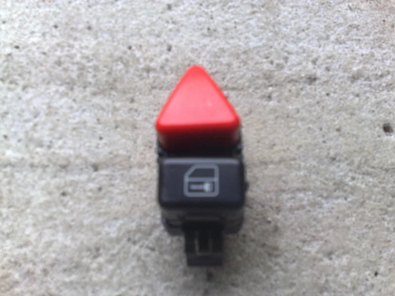 Копче за аварийни за Мерцедес А-класа (5)