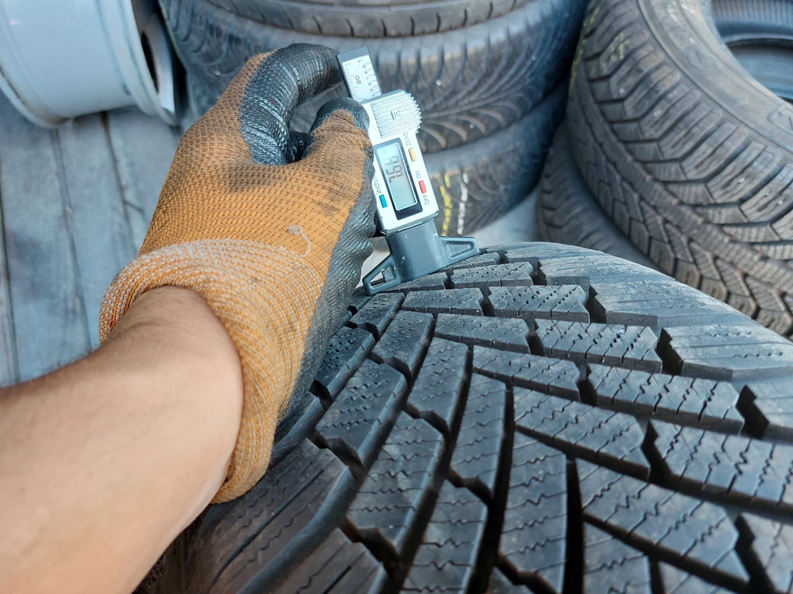 ���� 225/50R17 | Mobile.bg � ����������� 5