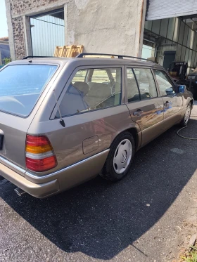 Mercedes-Benz 124 230TE, снимка 4