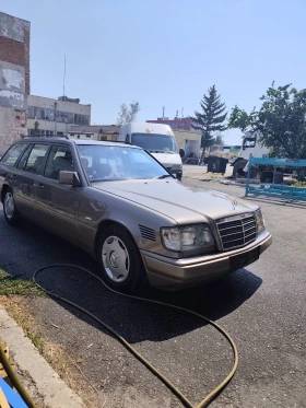 Mercedes-Benz 124 230TE, снимка 5