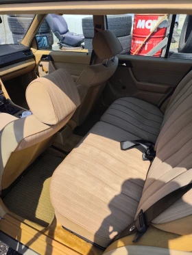Mercedes-Benz 124 230TE, снимка 7