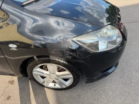 Toyota Auris 2.2 D-CAT - 2500 € / 4889.57 лв. - 30596314 12