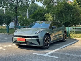 ������ Zeekr 001