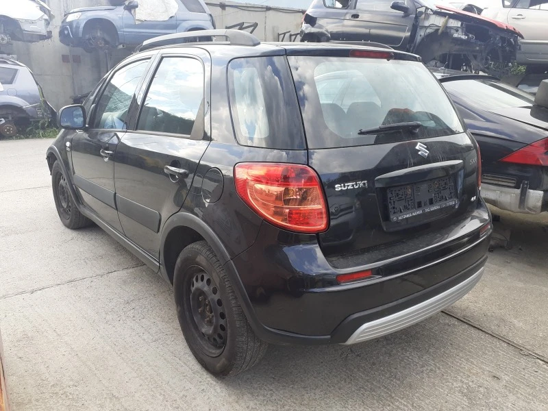 Suzuki SX4 1.6 бензин, снимка 3 - Автомобили и джипове - 37078826