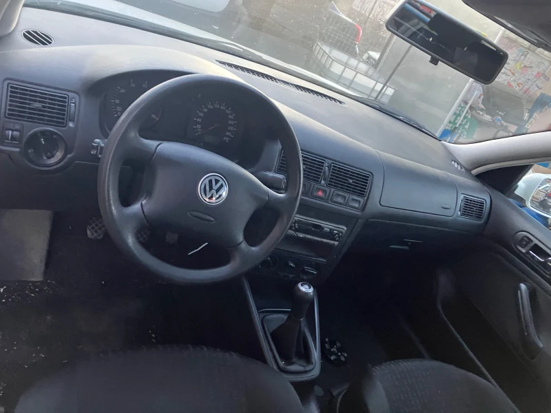 VW Golf, снимка 7 - Автомобили и джипове - 48393784