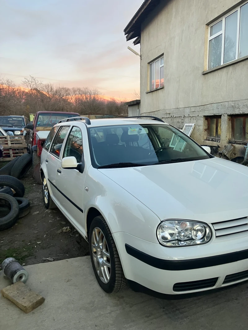 VW Golf, снимка 2 - Автомобили и джипове - 48393784