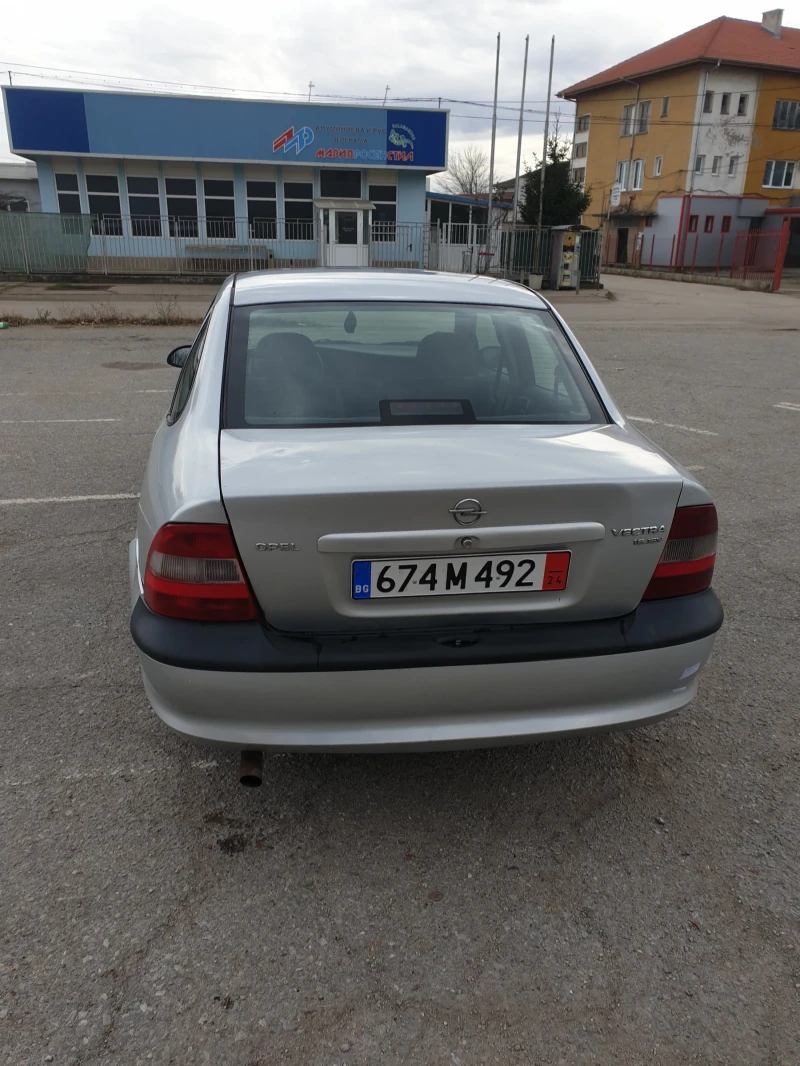 Opel Vectra, снимка 4 - Автомобили и джипове - 48417522