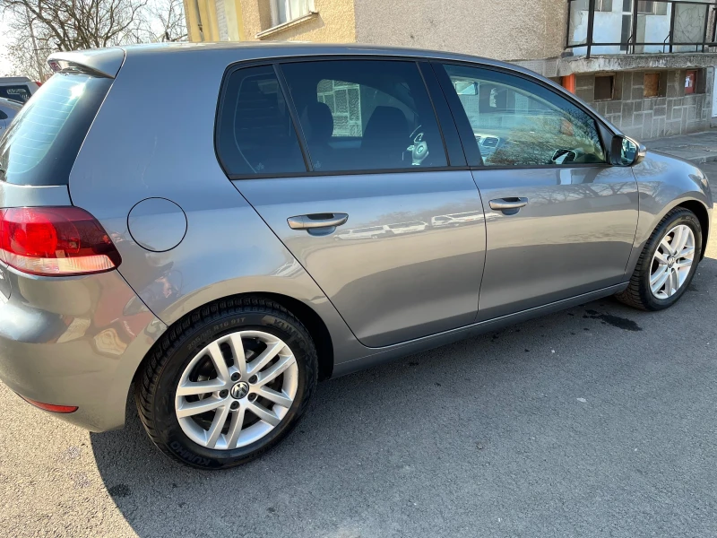 VW Golf 2.0 TDI, снимка 5 - Автомобили и джипове - 49358739