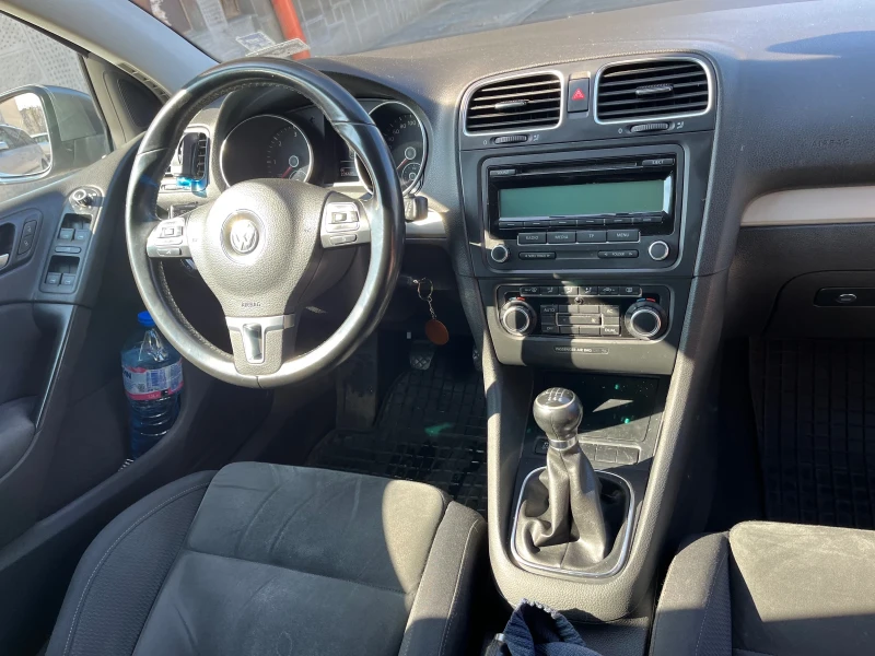 VW Golf 2.0 TDI, снимка 8 - Автомобили и джипове - 49358739