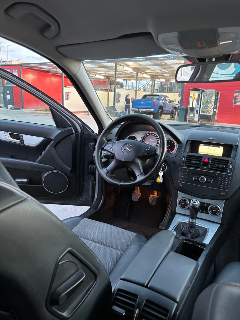 Mercedes-Benz C 200 Kompressor, снимка 17 - Автомобили и джипове - 52125184