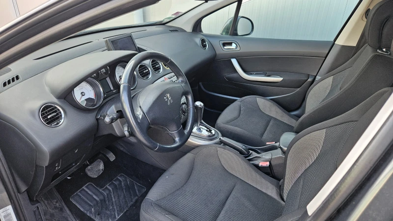 Peugeot 308 Автоматик Холандия , снимка 9 - Автомобили и джипове - 52371536