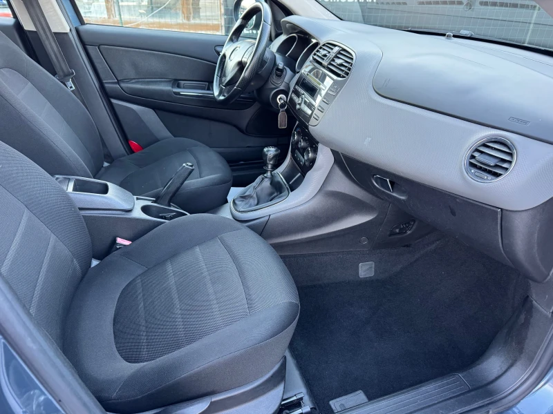 Fiat Bravo 1.6MJet, снимка 12 - Автомобили и джипове - 52938628