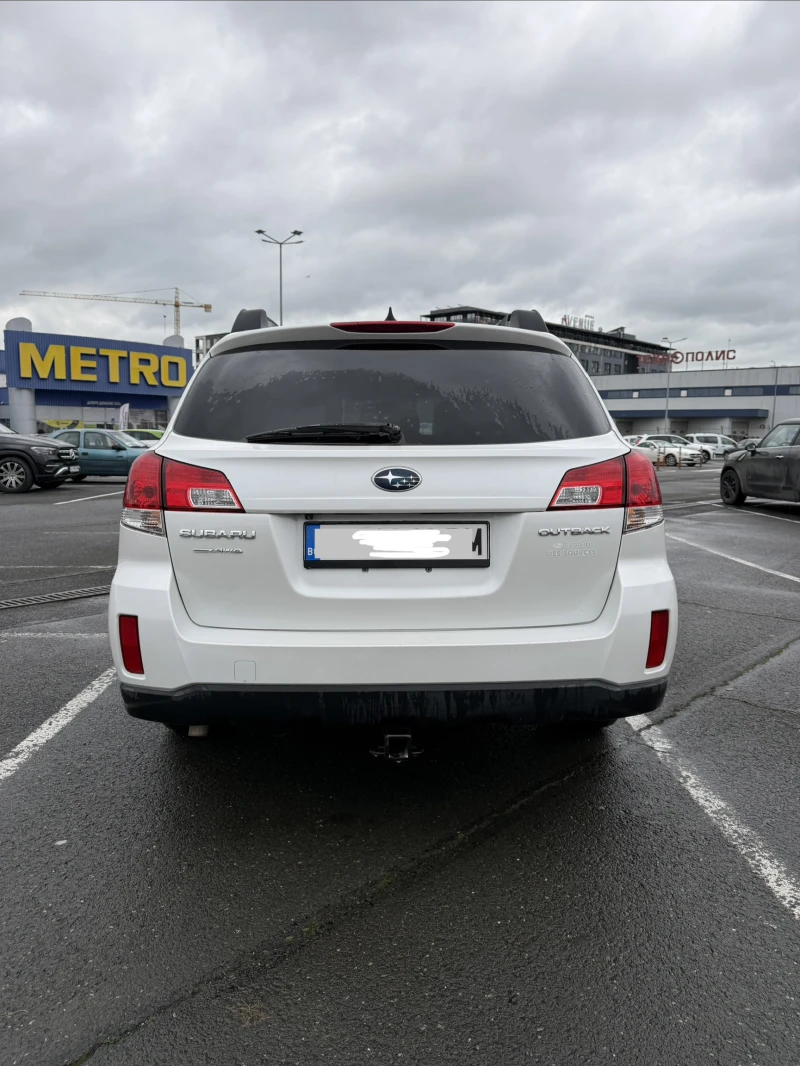 Subaru Outback 2.5i LIMITED EDITION, снимка 4 - Автомобили и джипове - 53296448