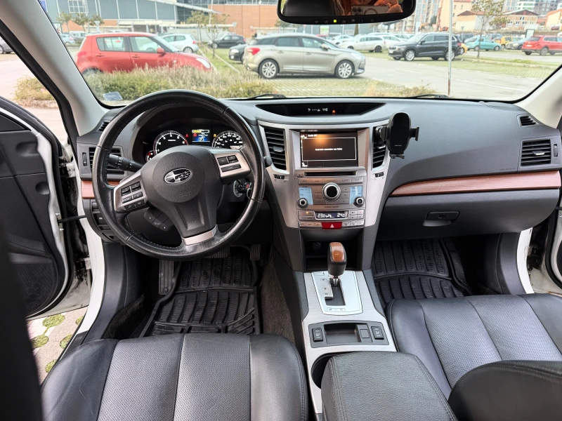 Subaru Outback 2.5i LIMITED EDITION, снимка 6 - Автомобили и джипове - 53296448