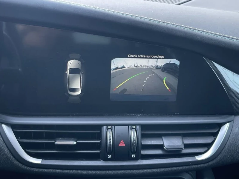 Alfa Romeo Giulia Quadrifoglio * RWD* АвтоКредит* (ЦЕНА ДО БГ), снимка 13 - Автомобили и джипове - 53421093