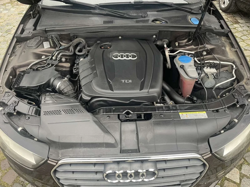Audi A4 2.0 TDI Advanced, снимка 14 - Автомобили и джипове - 53533385