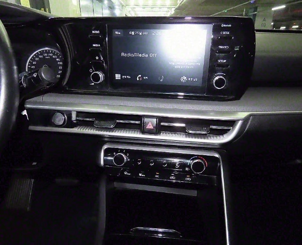 Kia K5 100%реални километри, Гаранция, Осигурена поддръжк - изображение 6