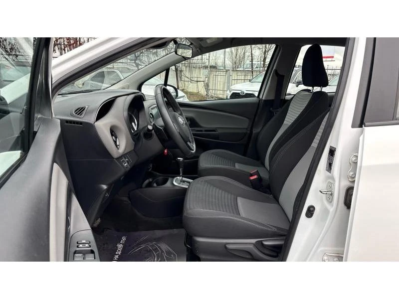 Toyota Yaris 1.5P LUNA CVT, снимка 12 - Автомобили и джипове - 54081127