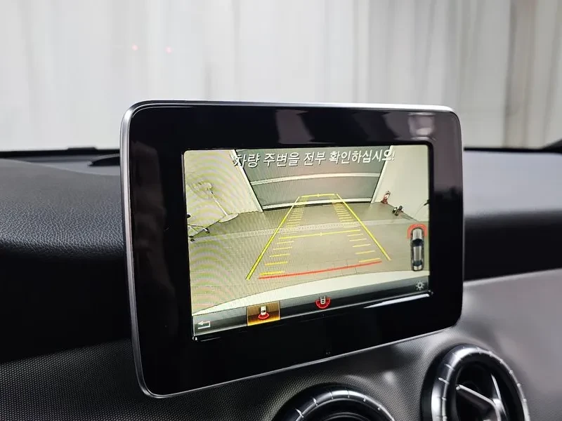 Mercedes-Benz CLA 2.5 | Mobile.bg � ����������� 17